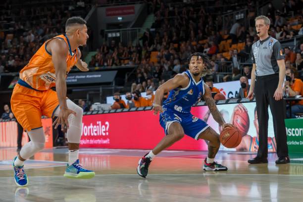 迷期待中 迷期待中