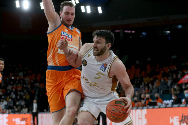 在的大动作 在的大动作