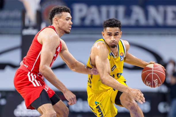 在现代竞技 在现代竞技