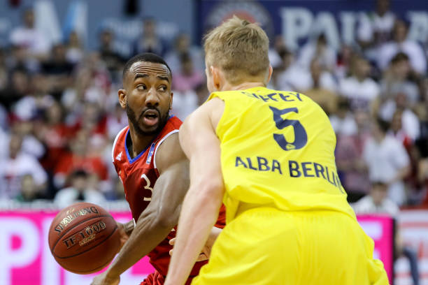 宁队不仅依 宁队不仅依