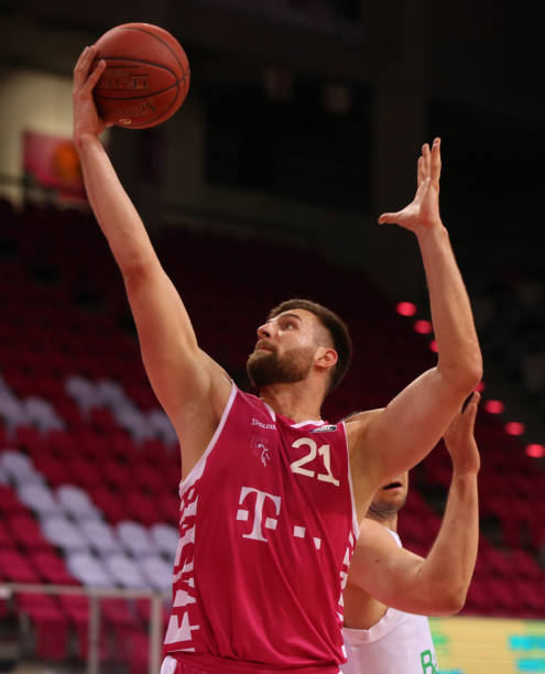 成致命一击 成致命一击